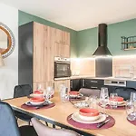 Le Schuman Centre Parking Apartament