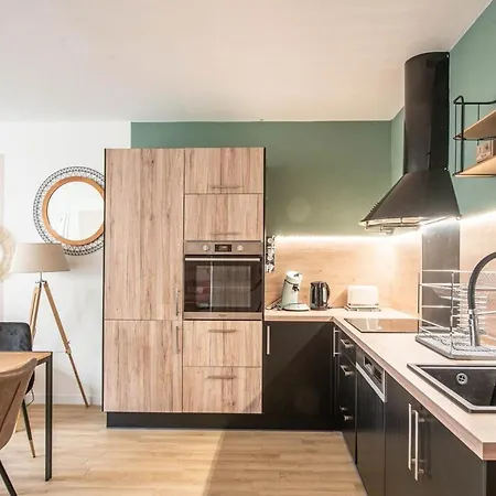 Le Schuman Centre Parking * מולהאוס